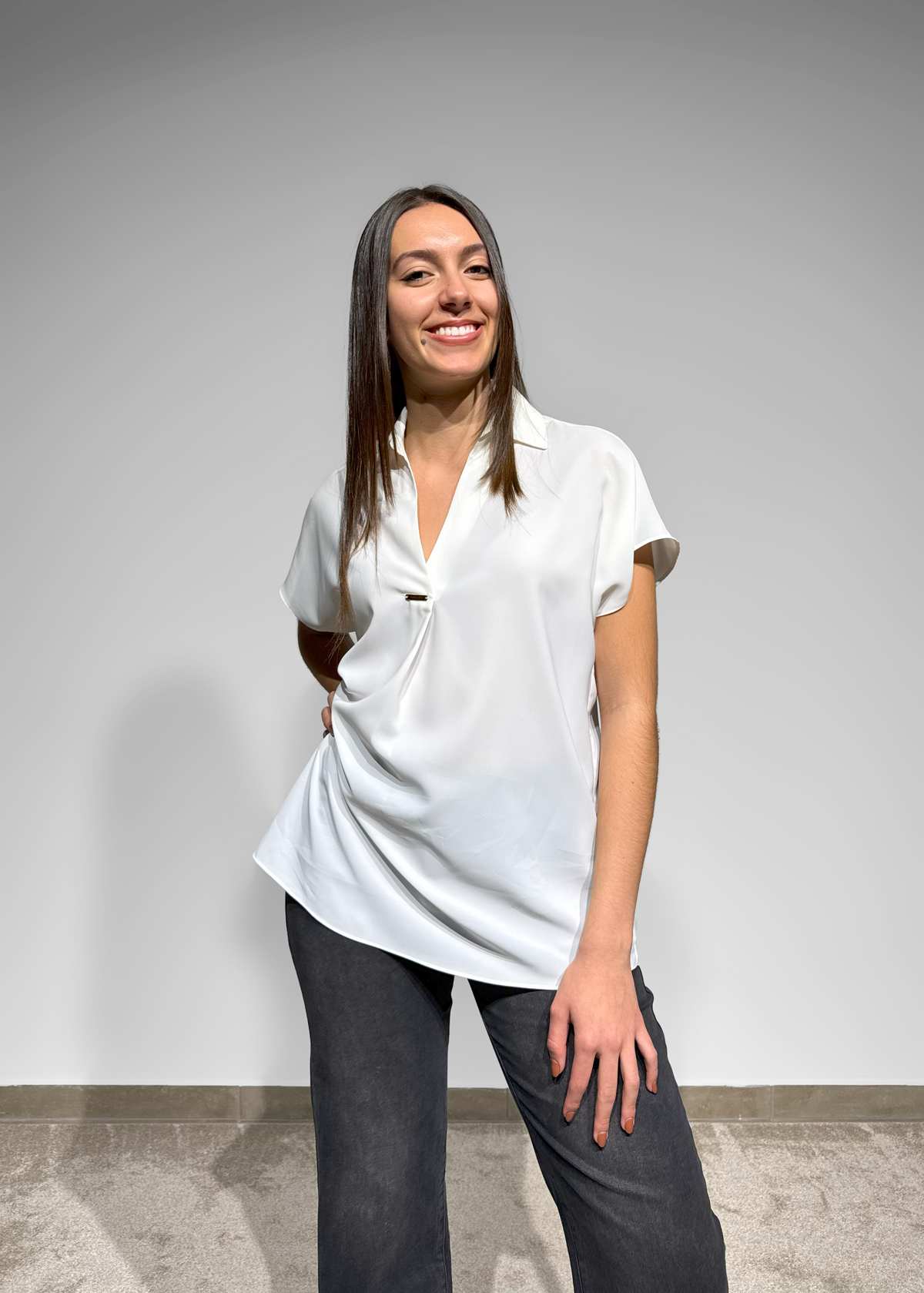 Blusa Branca de Manga Curta Ferrache