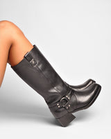 Footwear woman