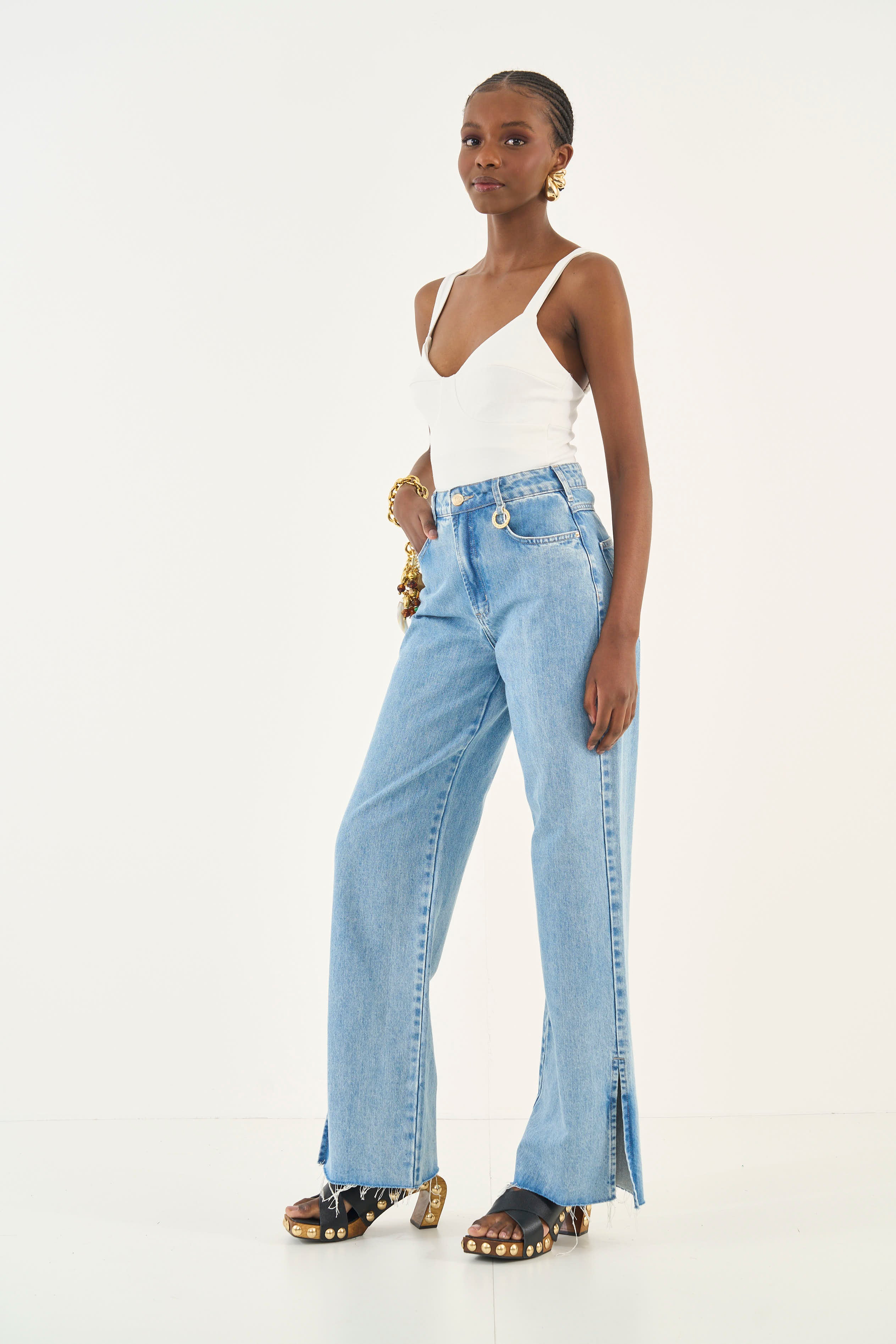 Juliette Raw Hem Wide-Leg Jeans Colcci