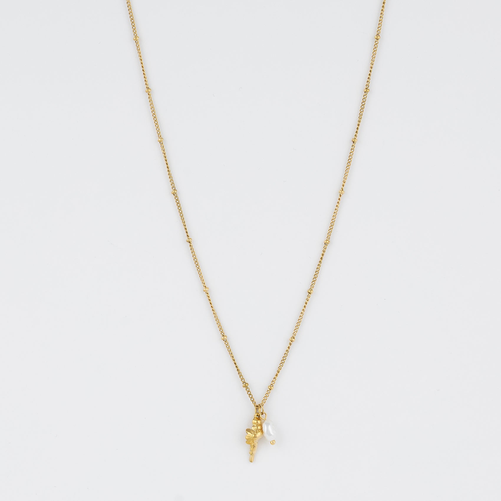 Delicate Cowrie Shell & Pearl Necklace Jetlag