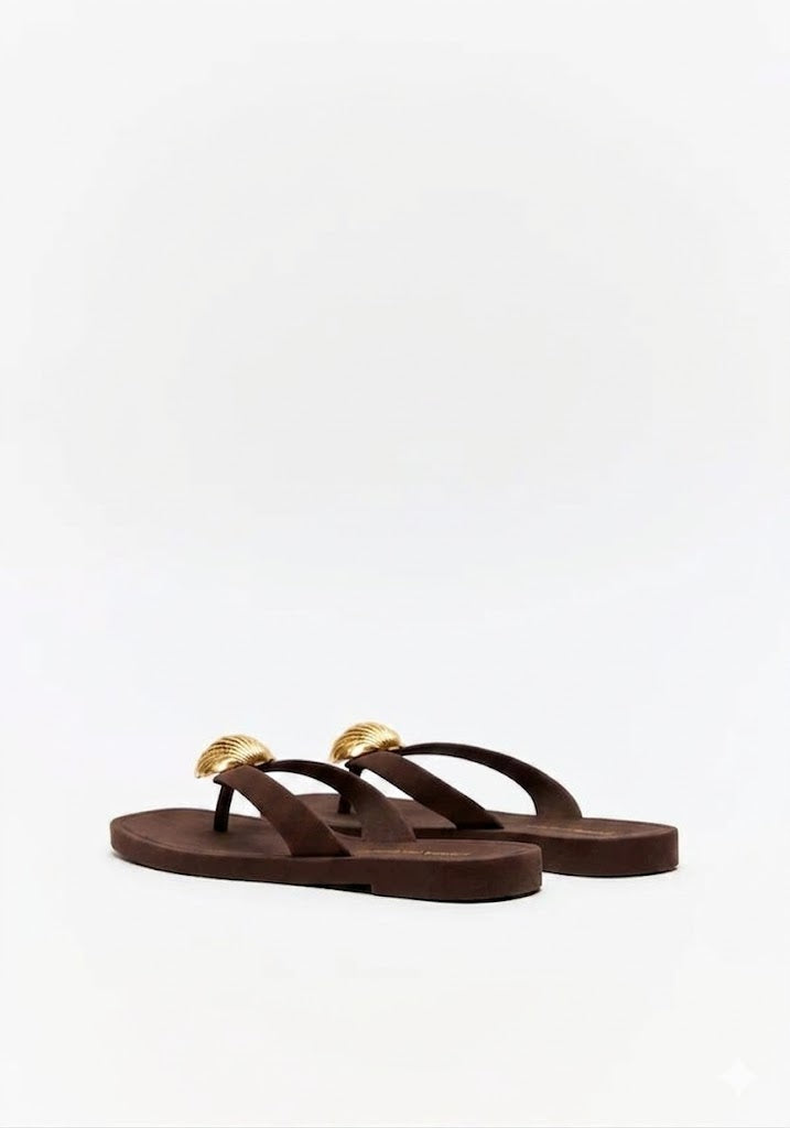 Seashell Hardware Flip-Flops Lança Perfume