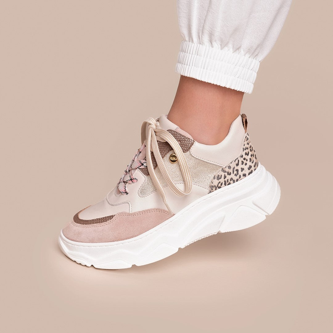 Minimalist Nude Sneakers Ruika