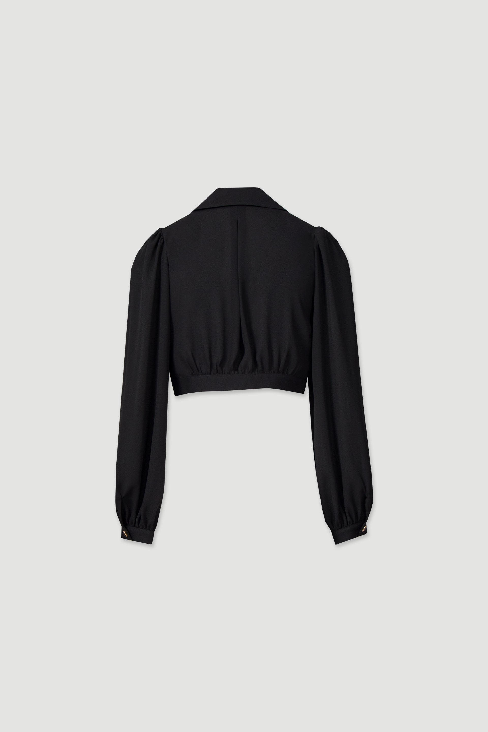 Blusa feminina preta com colarinho e botões personalizados Ferrache