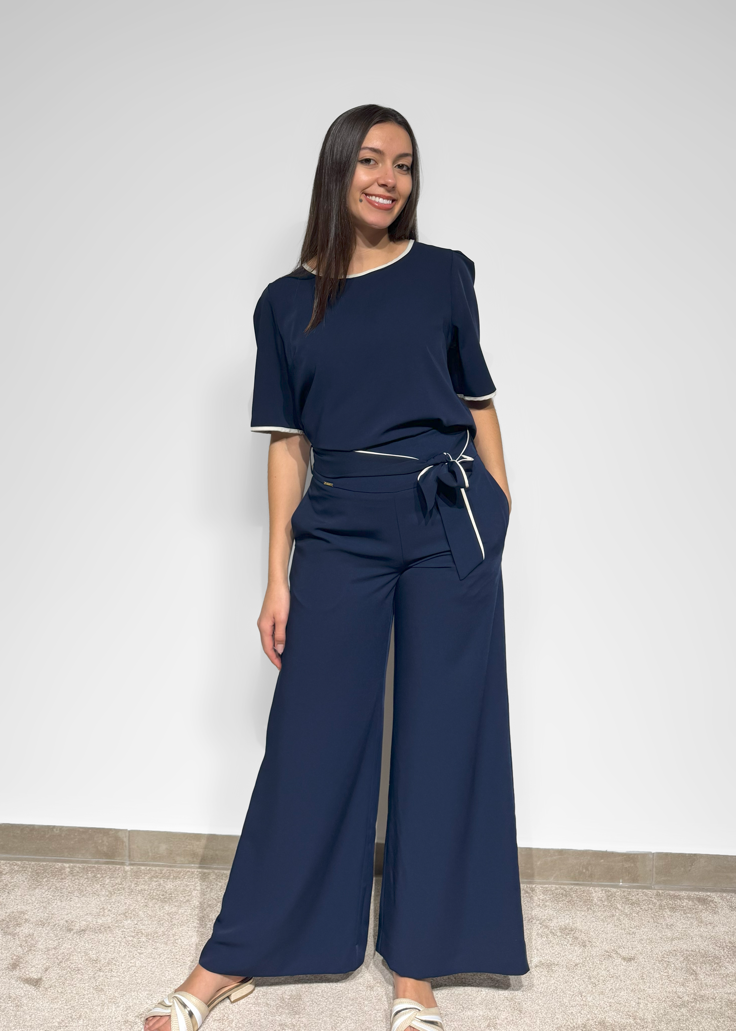 Calça pantalona com enlaçado Anirene