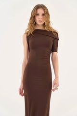Vestido Midi Assimétrico Slim - Castanho Escuro Colcci
