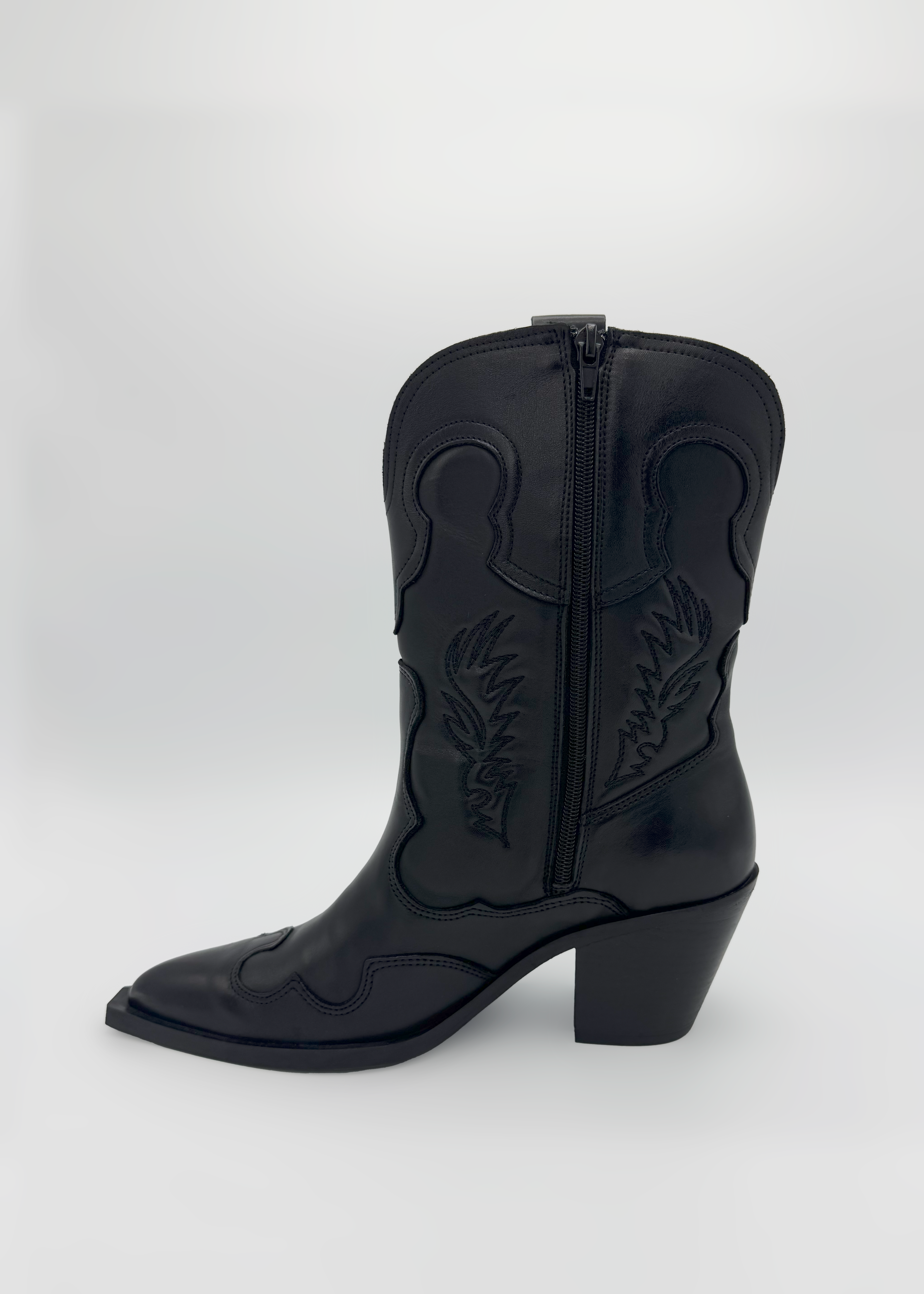 Mid Height Western Leather Boots