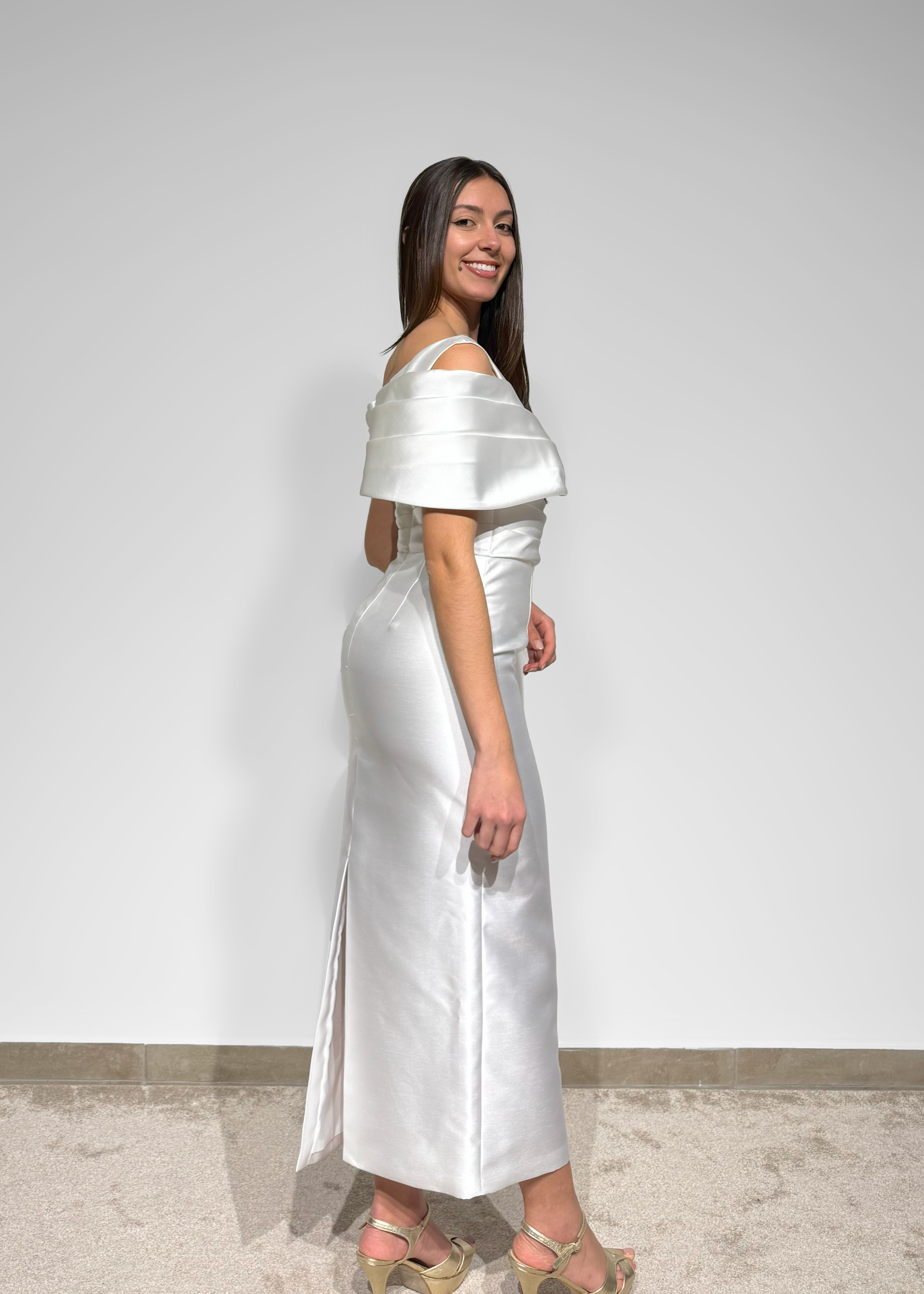 Vestido midi justo Carla Ruiz
