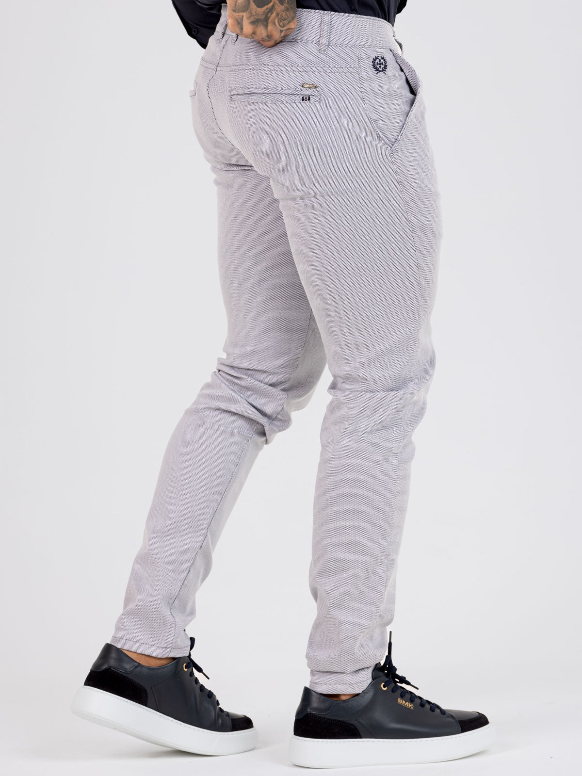 Calça azul e branca SMK