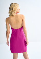 Vestido Curto Frente Única em Linho com Abotoamento Lez a Lez