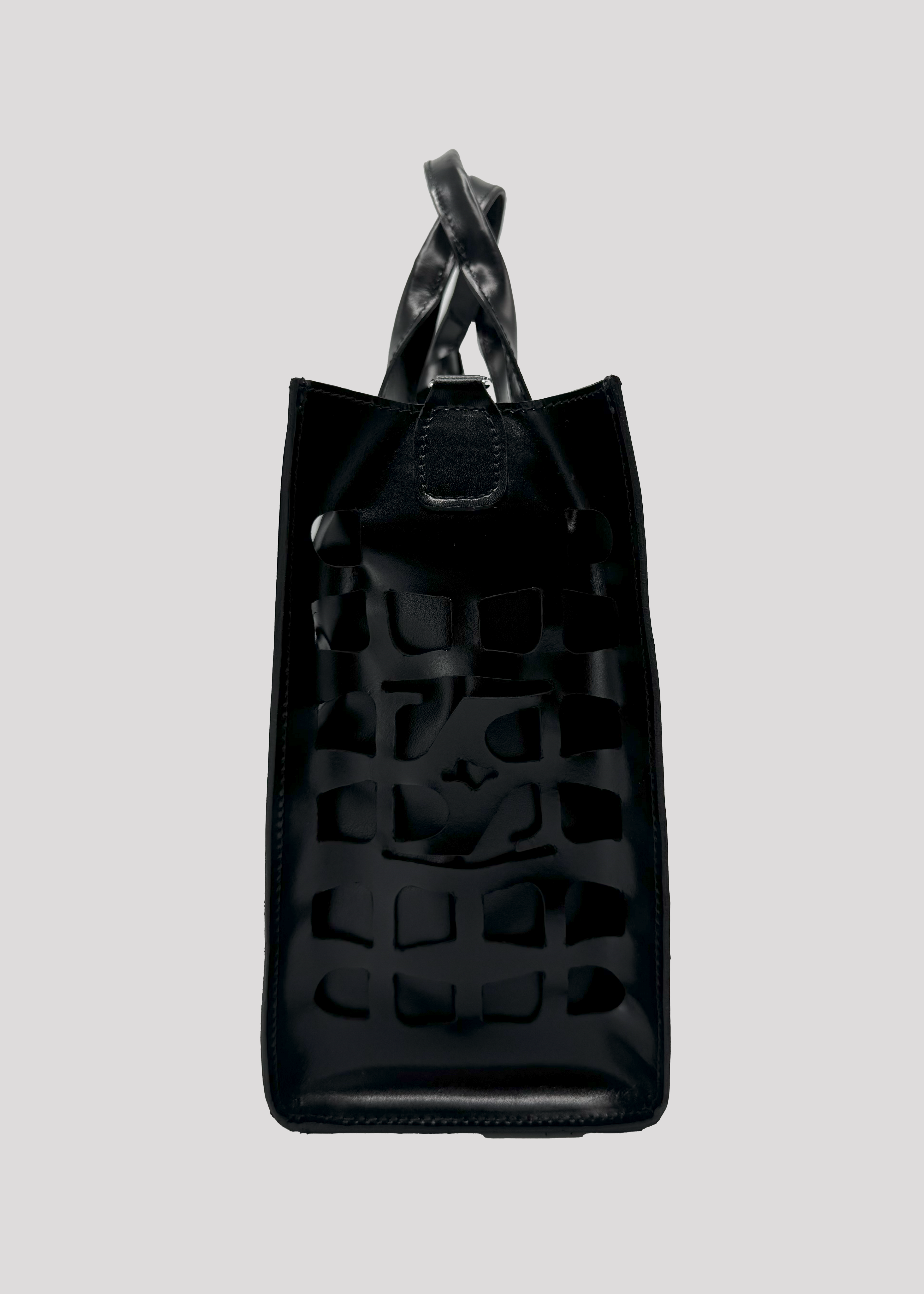 Large Textured Handbag Rufel