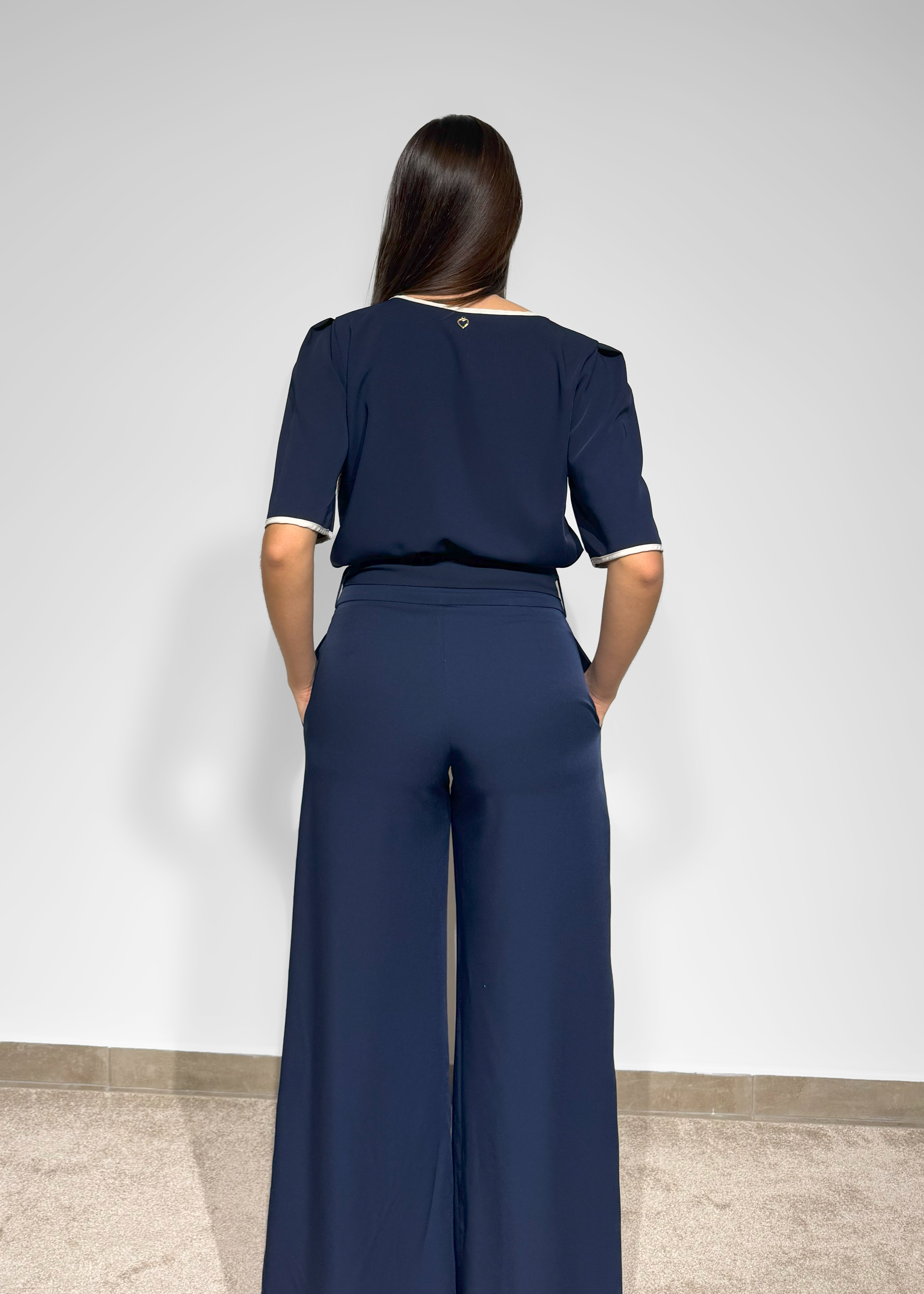 Calça pantalona com enlaçado Anirene