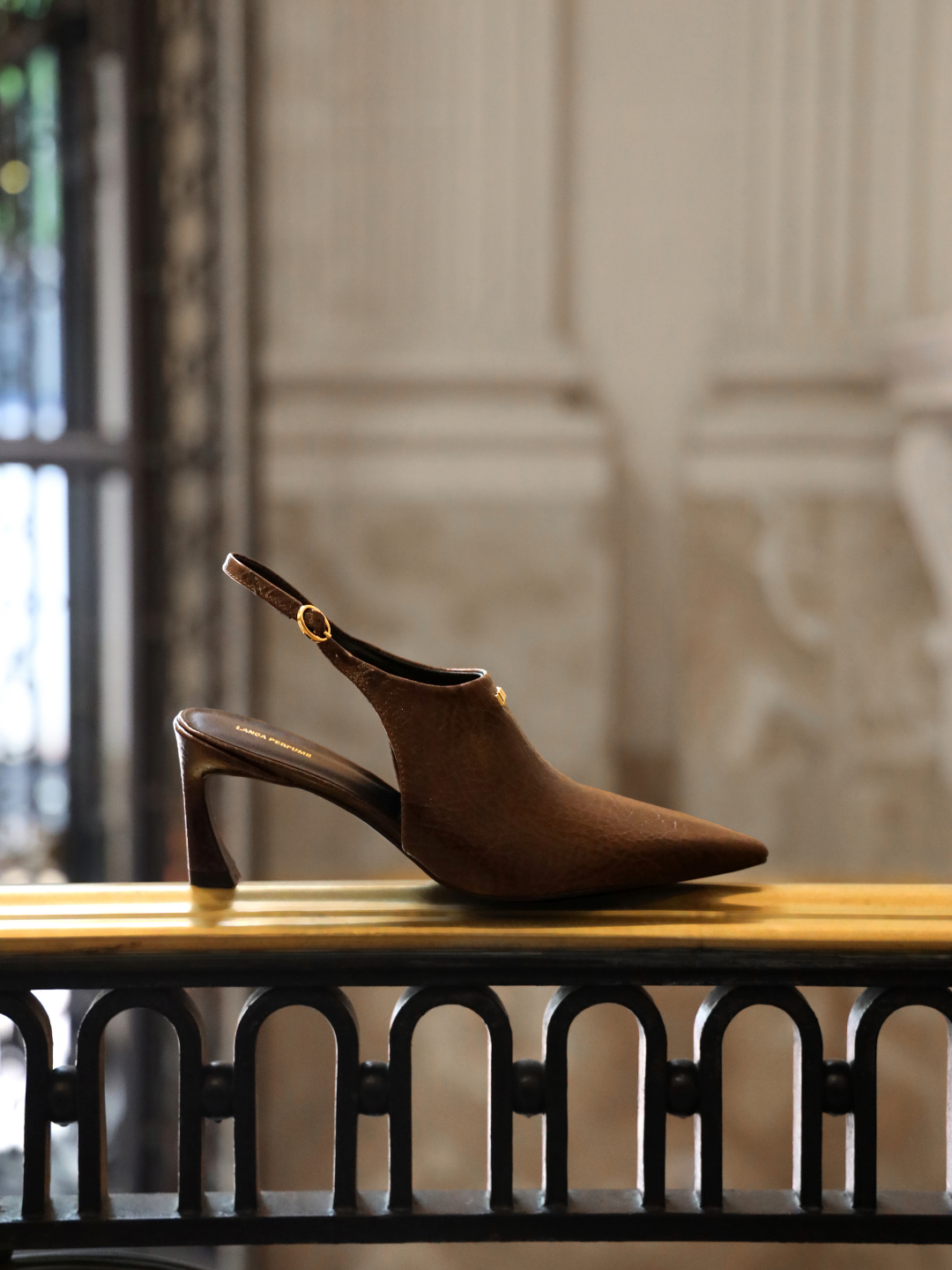 Leather Slingback Pumps with Comma Heel Lança Perfume