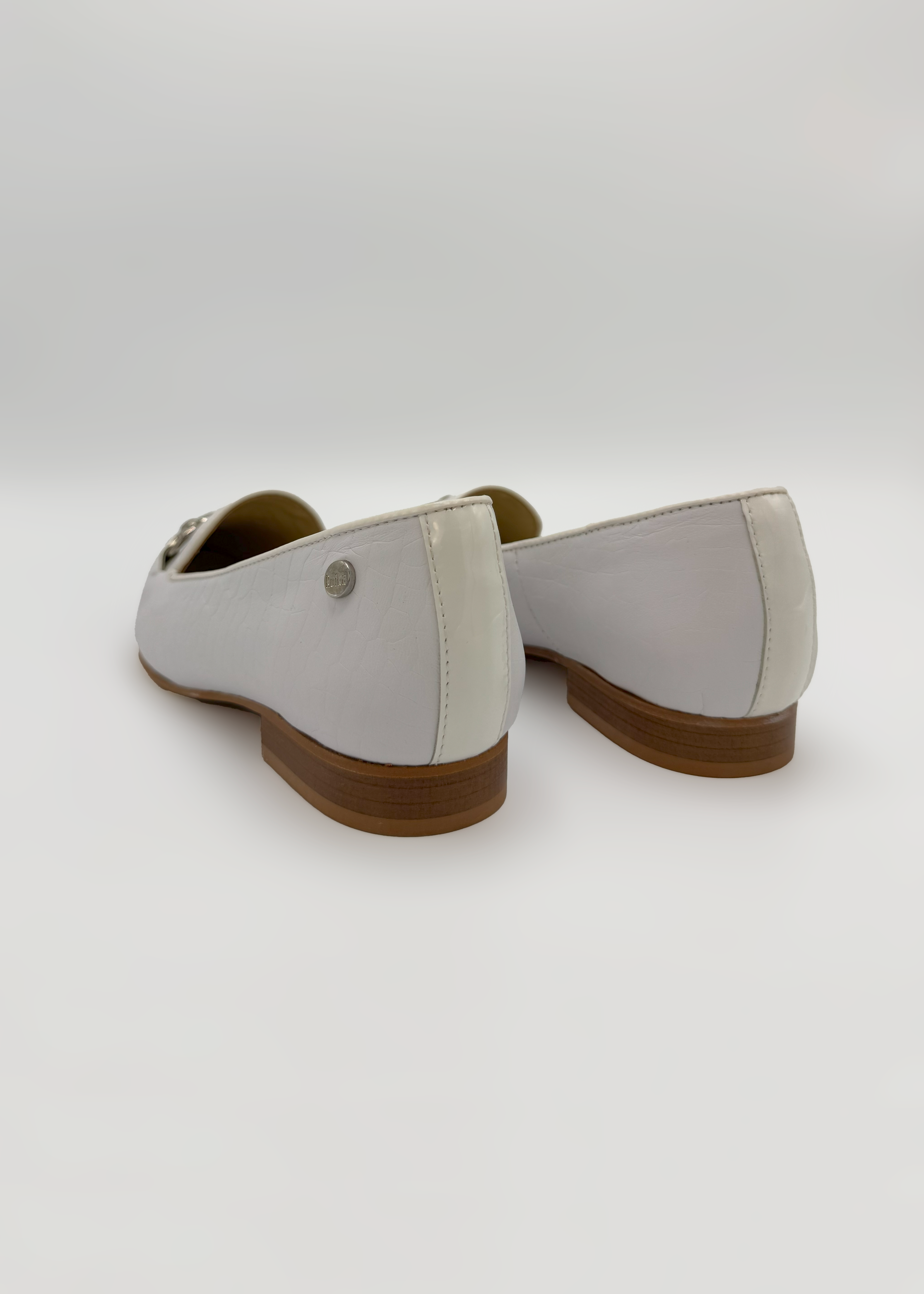 White Genuine Leather Shoes with Croc Texture Ruika