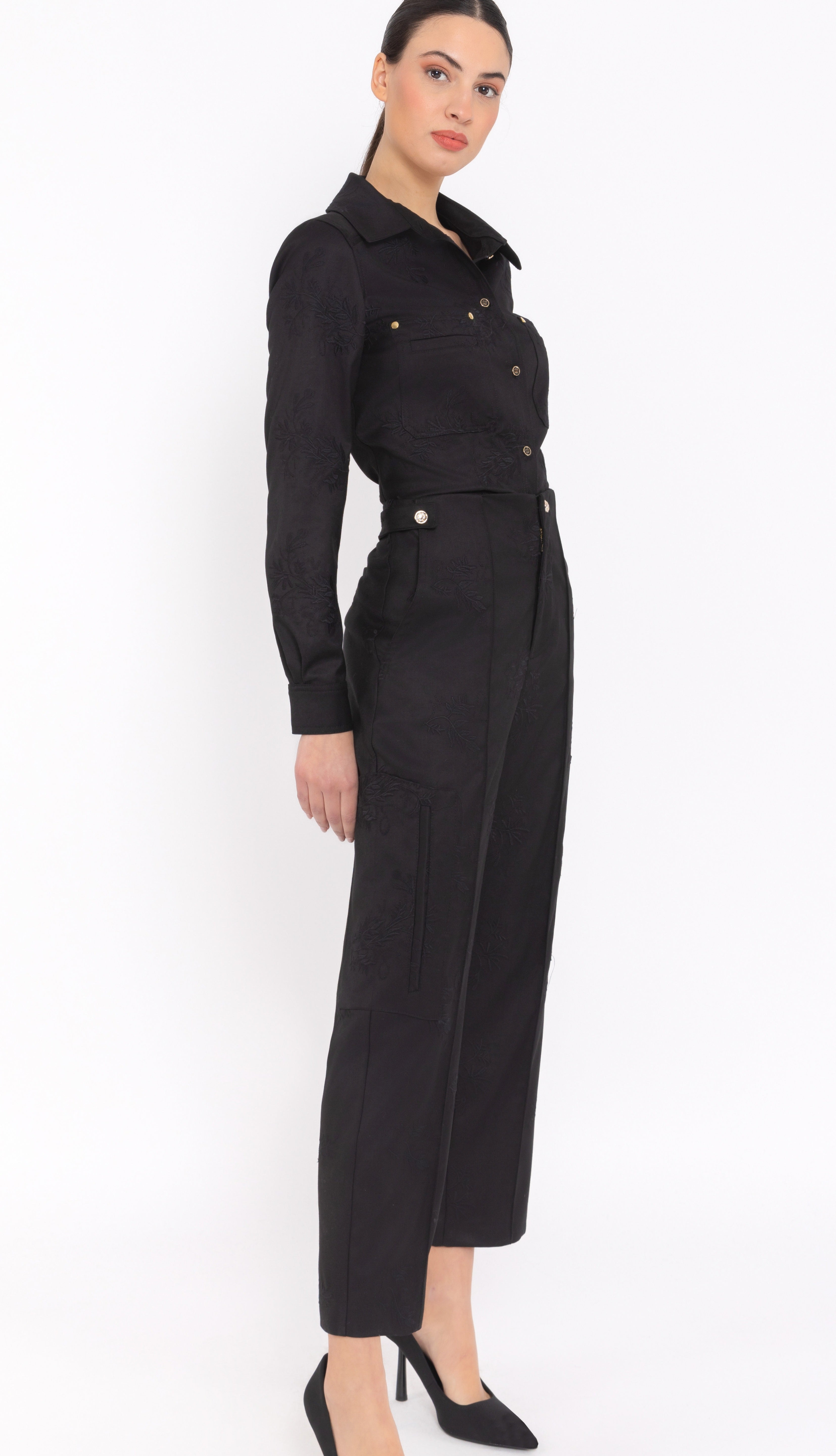 Black Tailored Trousers with Embroidered Details Arggido