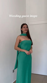 Vestido com detalhe nas costas Arggido