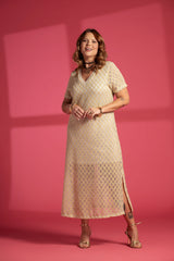 Vestido dourado texturado Quattro Venti