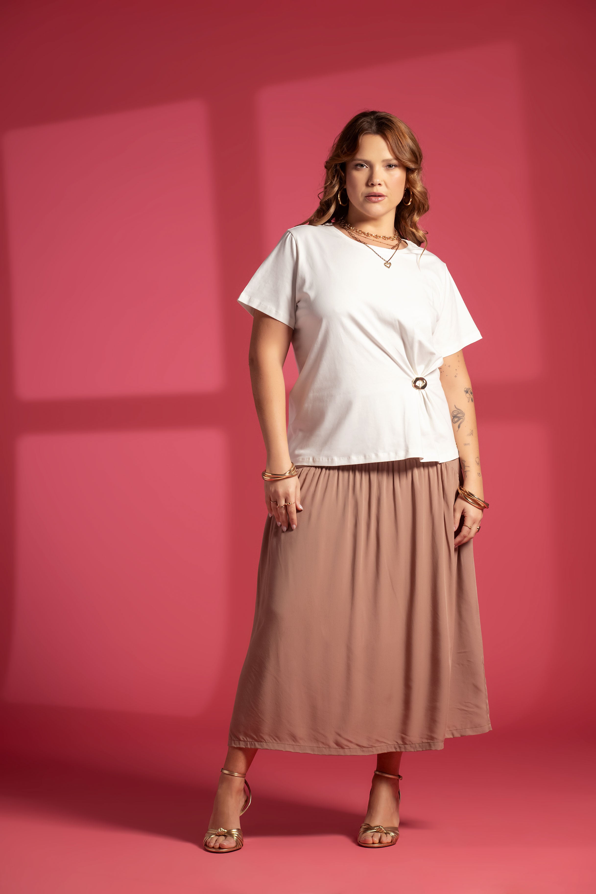 T-shirt com pormenor dourado Quattro Venti
