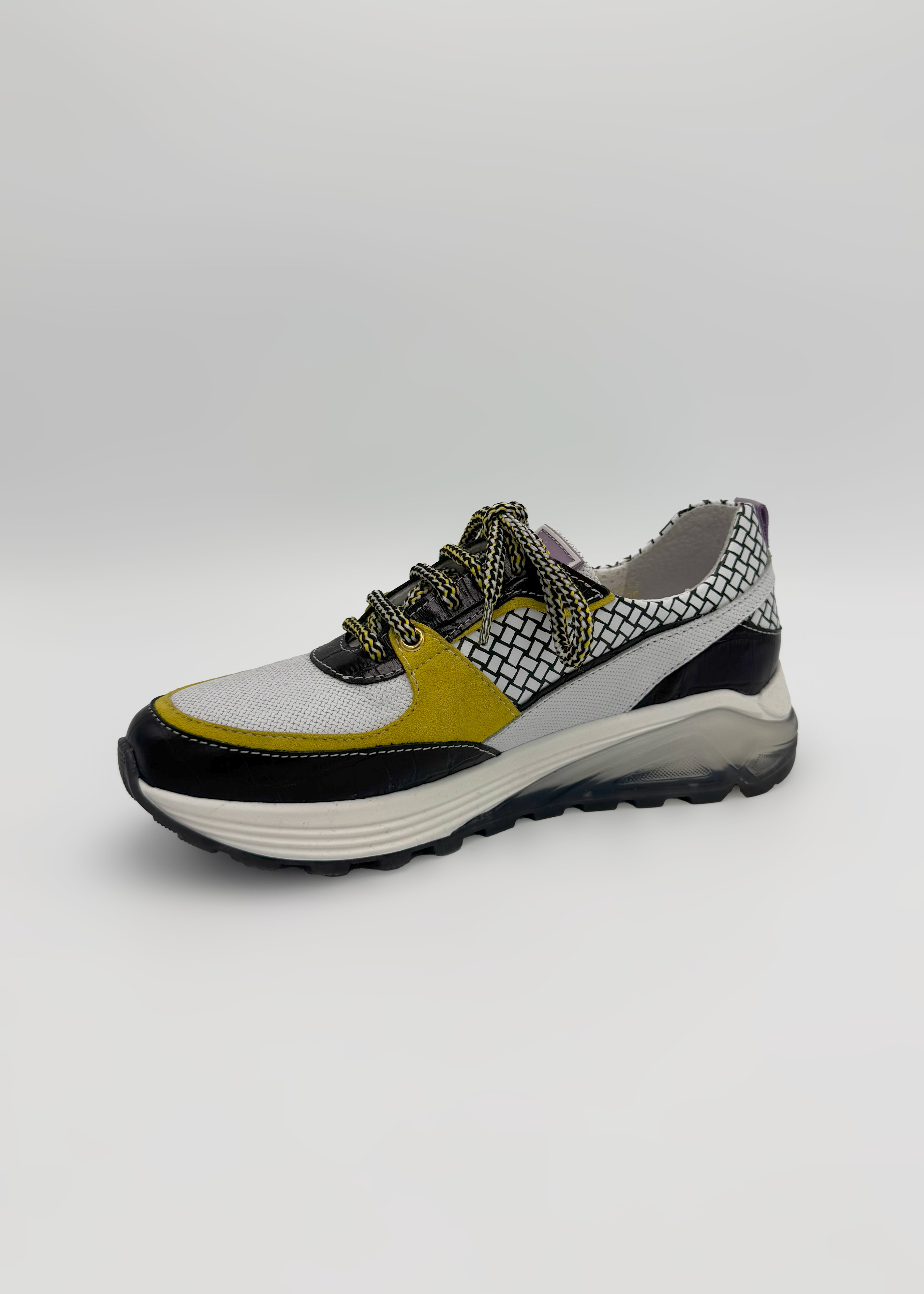 Black and Yellow Sneakers MLV