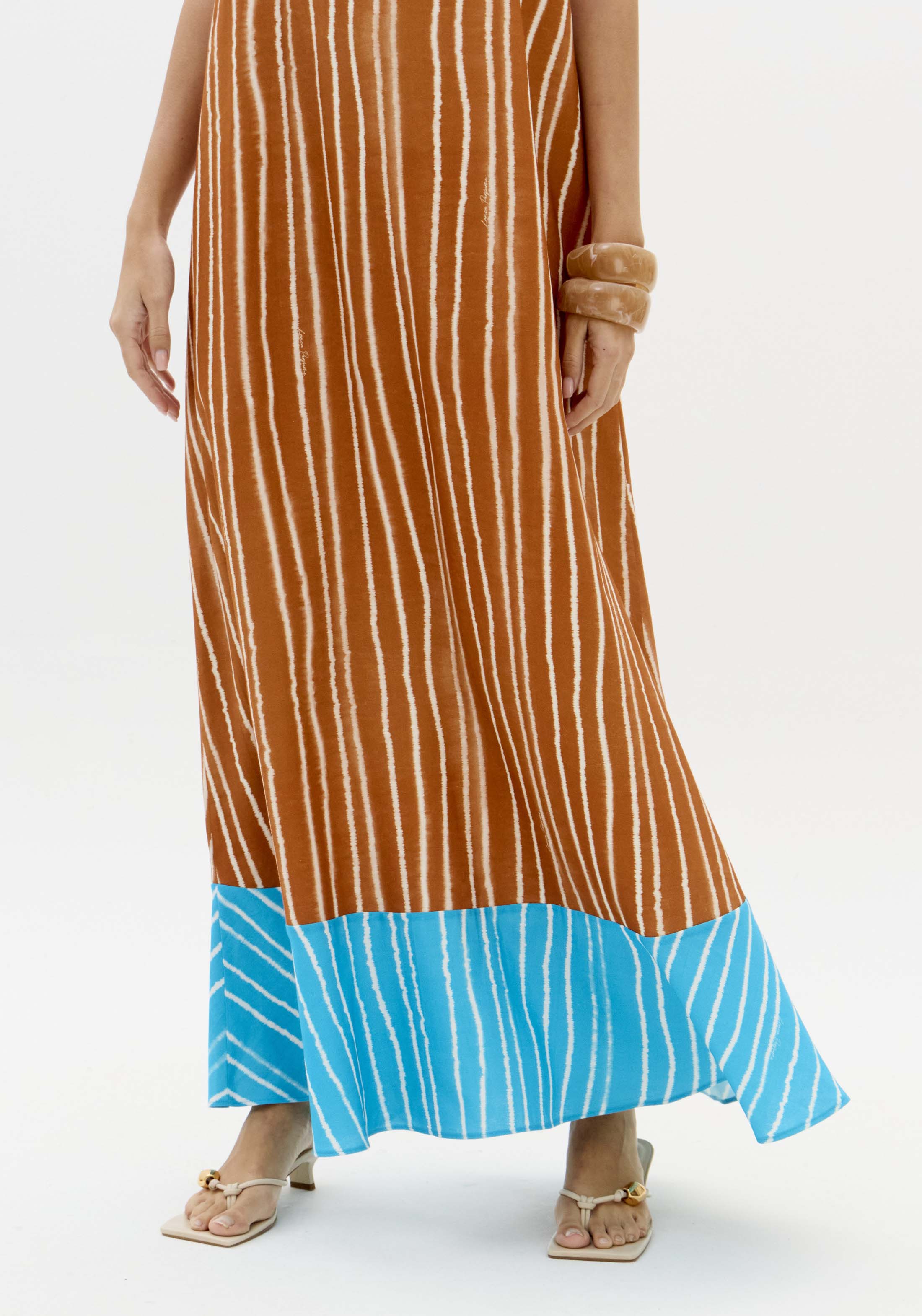 Longline Maxi Dress with Decorative Back Hardware Lança Perfume