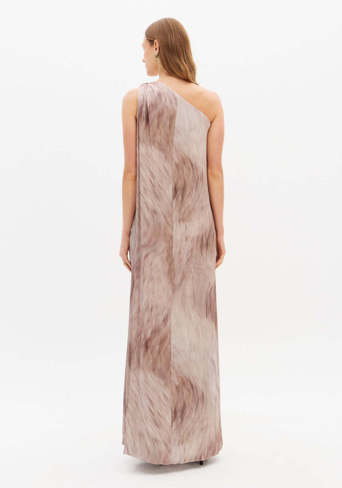 Vestido Comprido de Cetim Assimétrico com Detalhe Metálico Lança Perfume