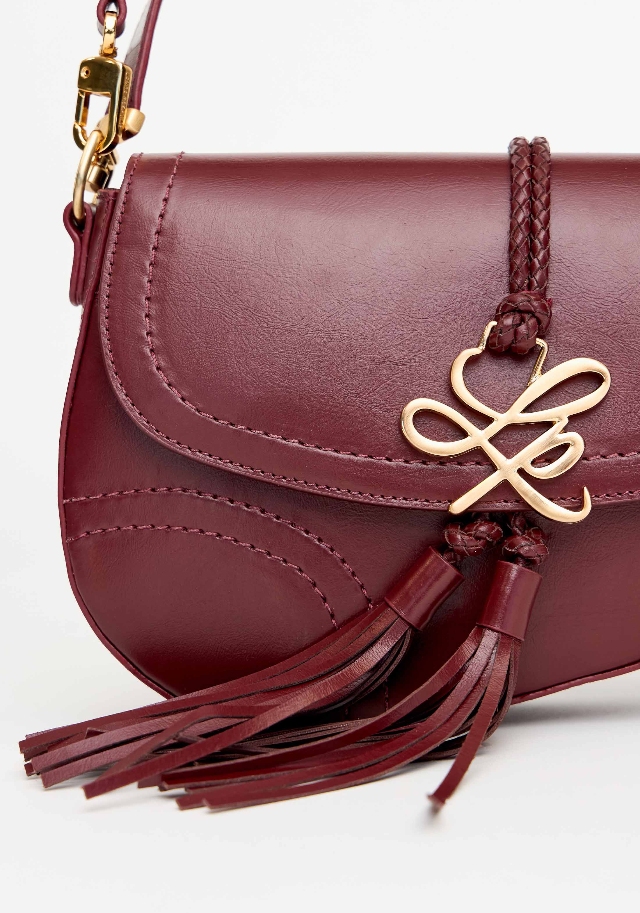 Shoulder Bag with Genuine Fur Tassel – LP Branding Lança Perfume