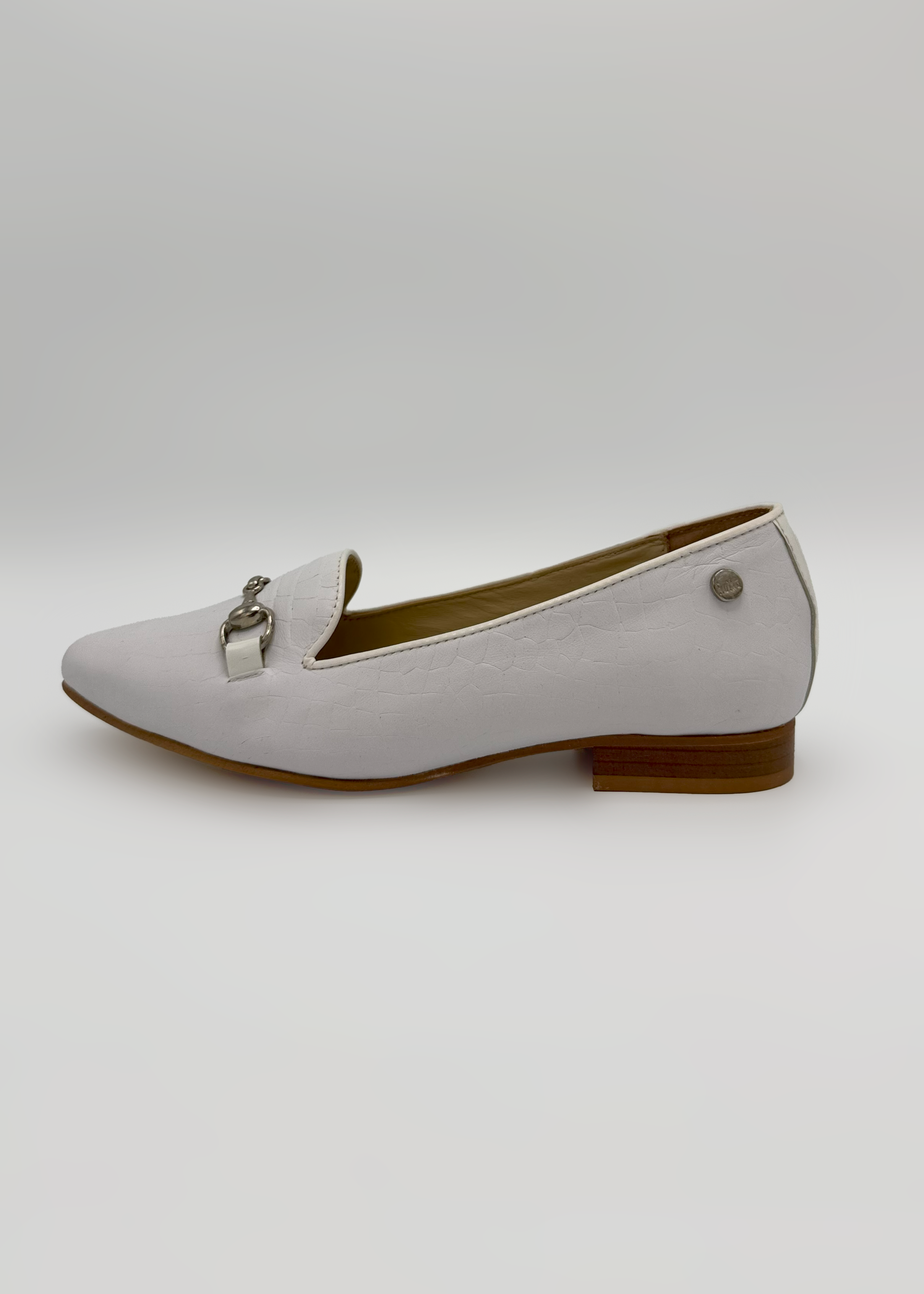 White Genuine Leather Shoes with Croc Texture Ruika