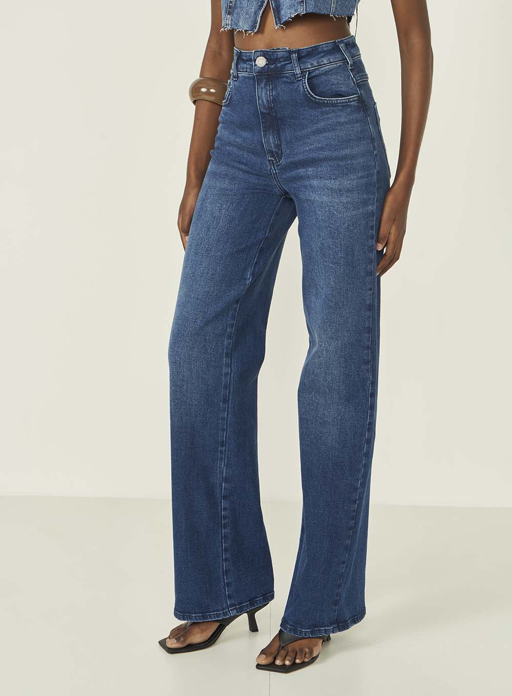 Jeans de Perna Direita Cintura Alta Berlim Colcci