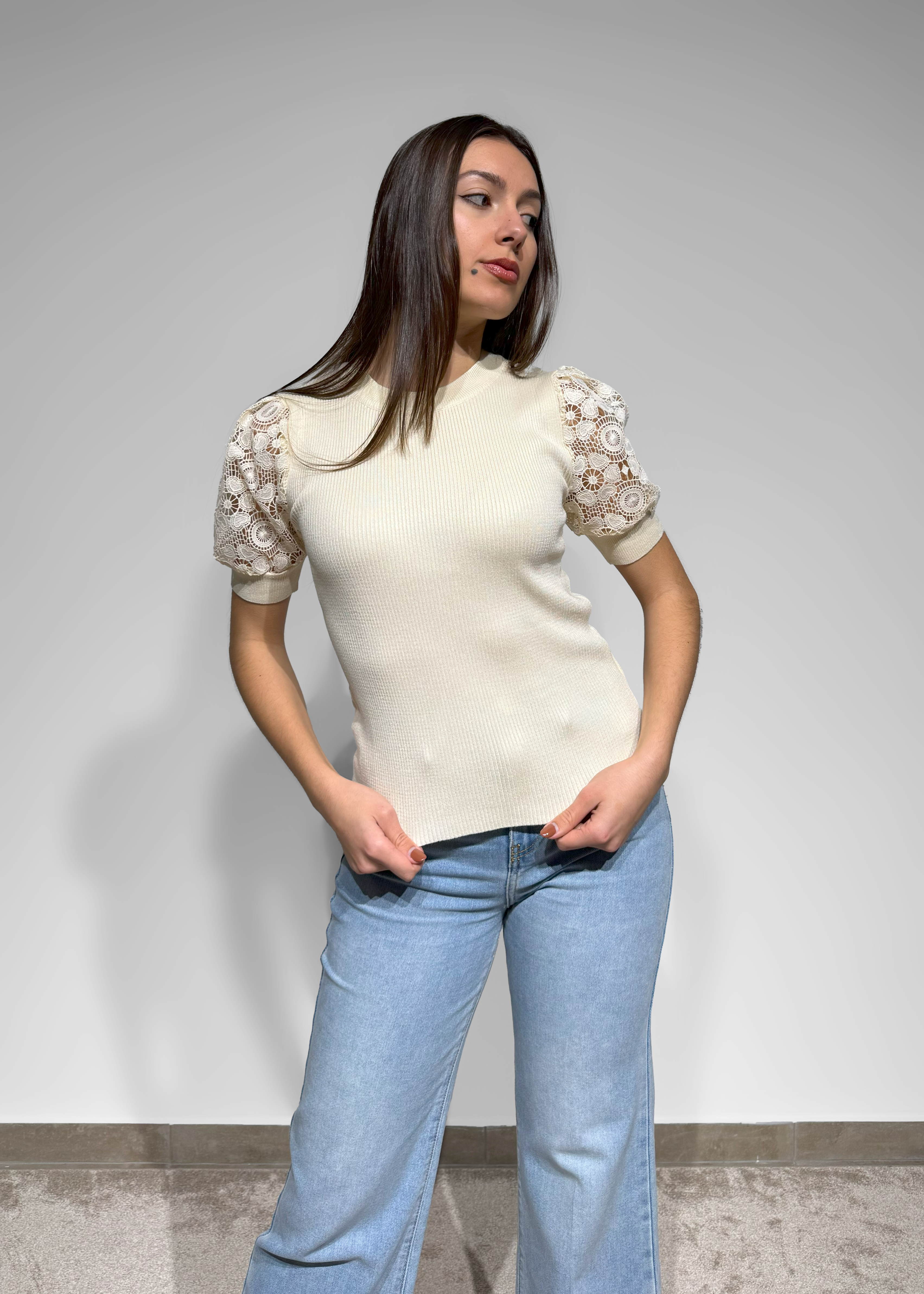 Camisola de malha com manga curta rendada Ferrache