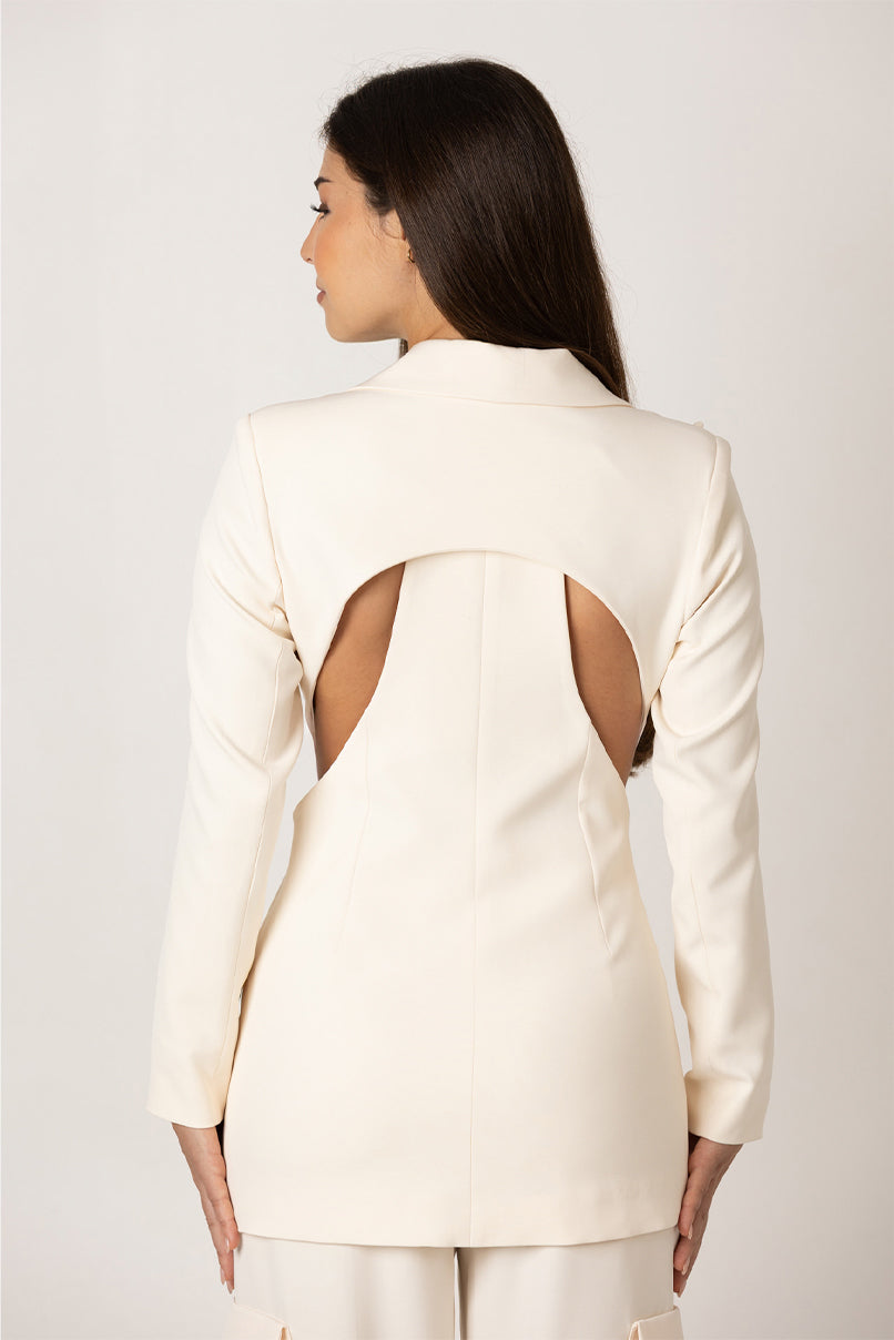 Blazer estruturado com recortes Sahoco