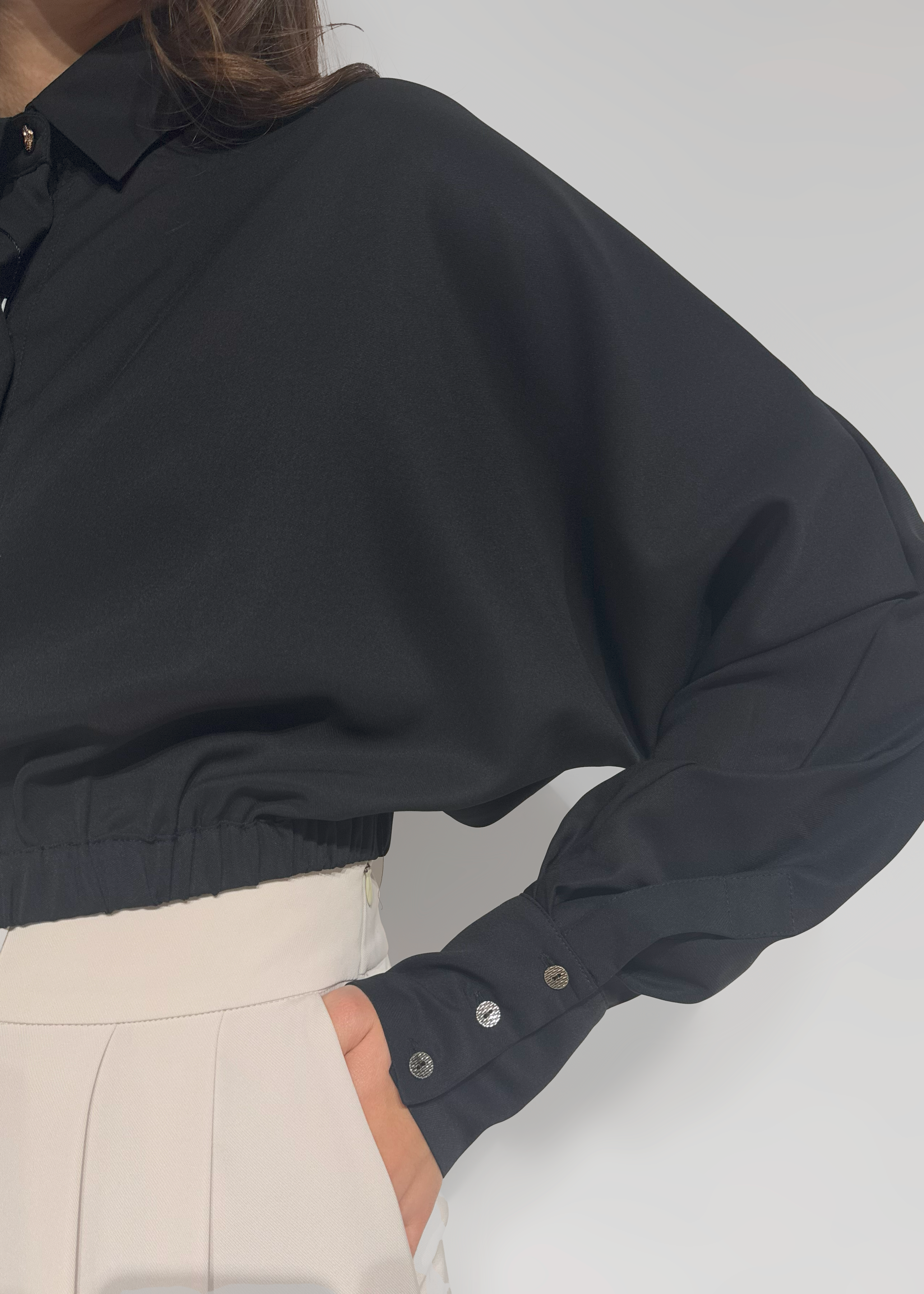 Blusa curta com elástico Ferrache