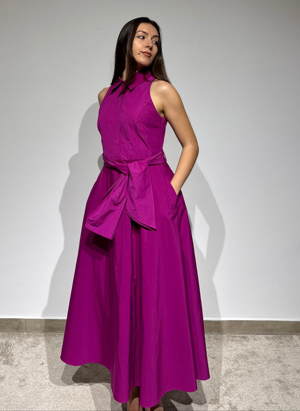Vestido com cinto na cintura Arggido