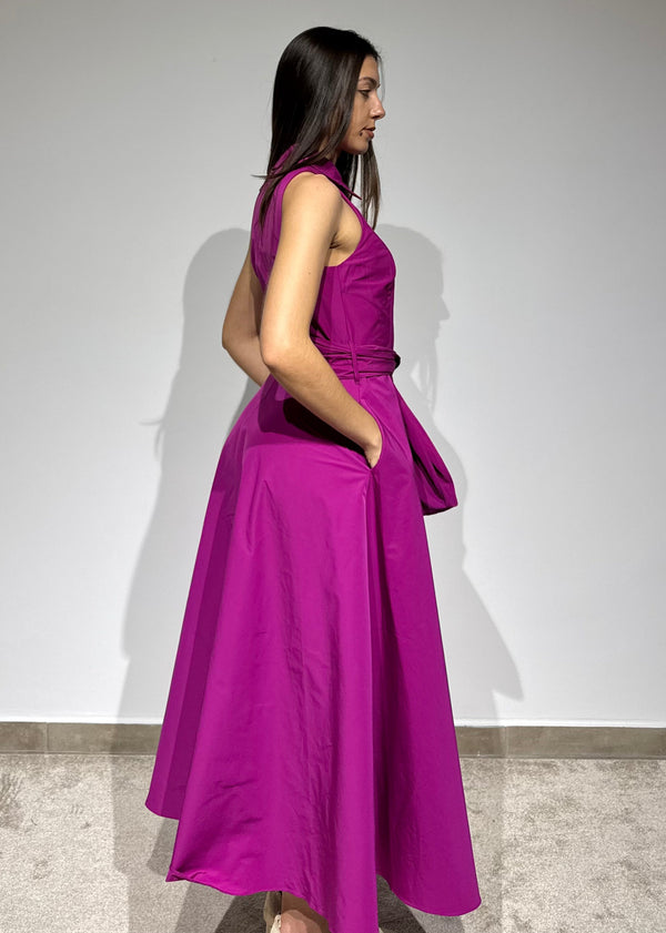 Vestido com cinto na cintura Arggido
