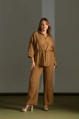 Elegant Button-Front Blouse with Cinched Waist Quattro Venti