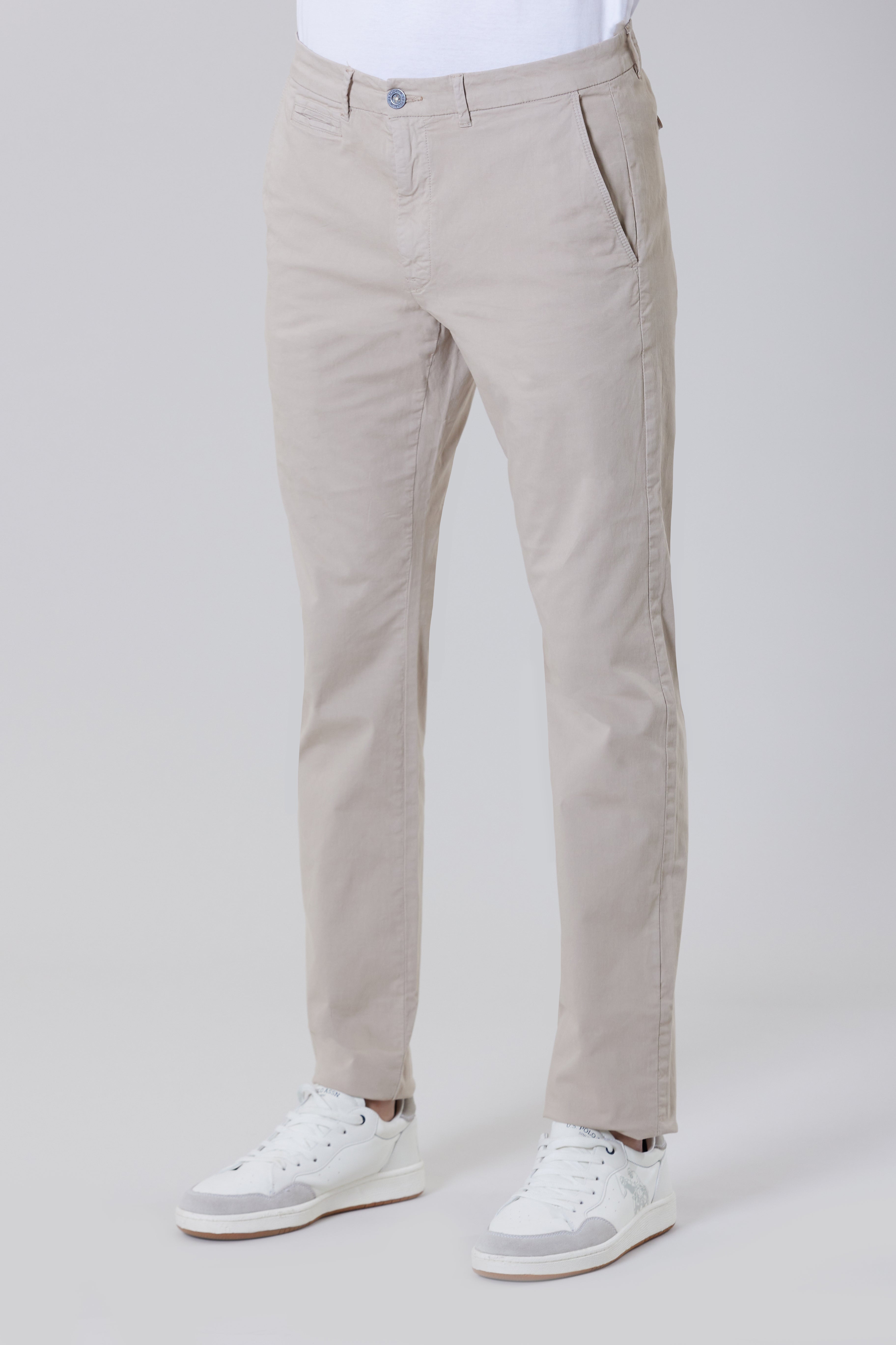 Calça modelo chino U.S. Polo