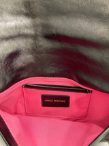 Clutch em pele com detalhe Maxi Metal LP Lança Perfume