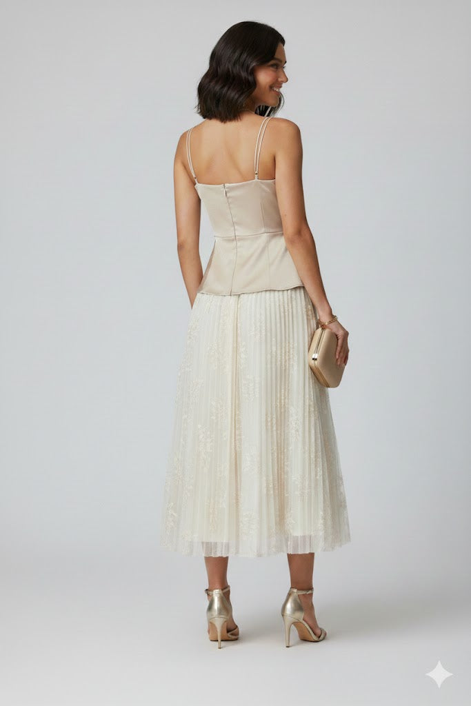 Side-Detail Strap Top Carla Ruiz