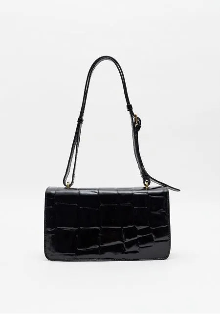 Black Croco Leather Shoulder Bag lança Perfume