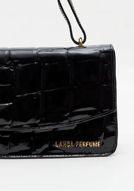 Black Croco Leather Shoulder Bag lança Perfume
