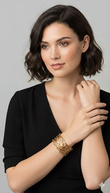 Cut Out Detail Cuff Jetlag