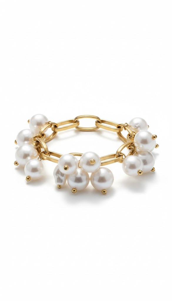 Gold Bracelet with Round Pearl Pendants Jetlag