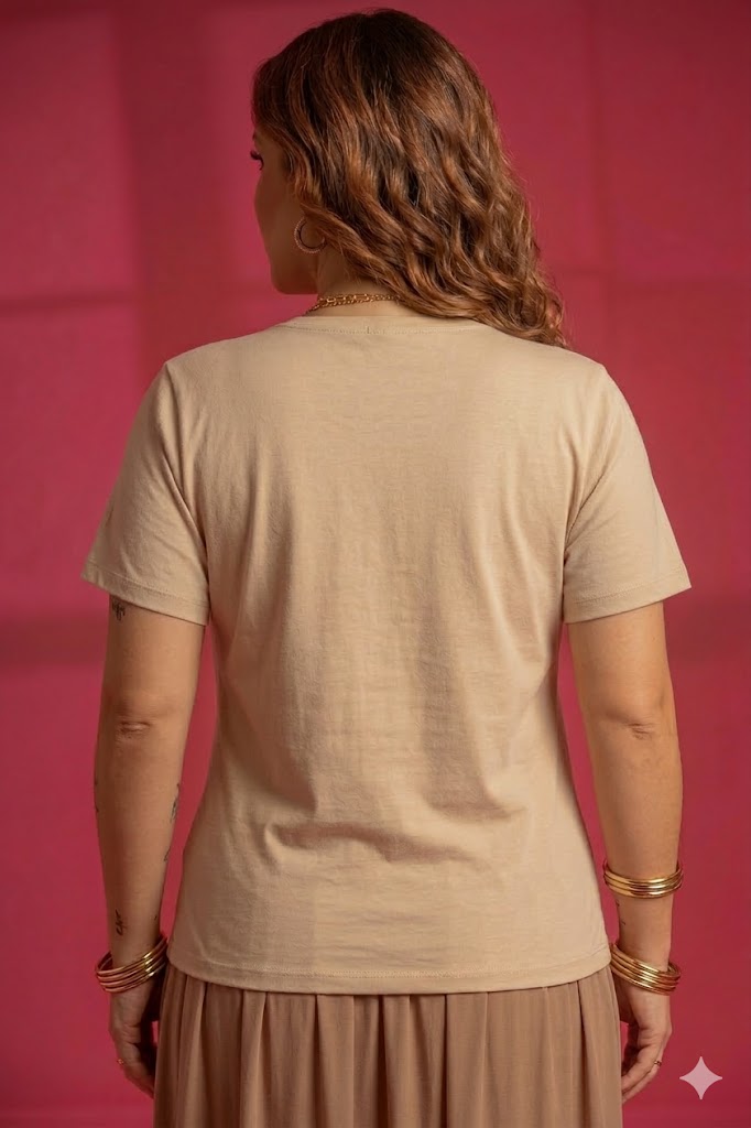 T-shirt com detalhes dourados Quattro Venti
